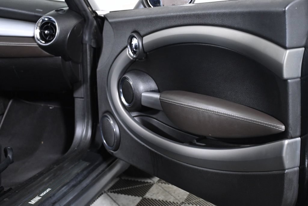 Used 2014 MINI Cooper Convertible FWD image 30