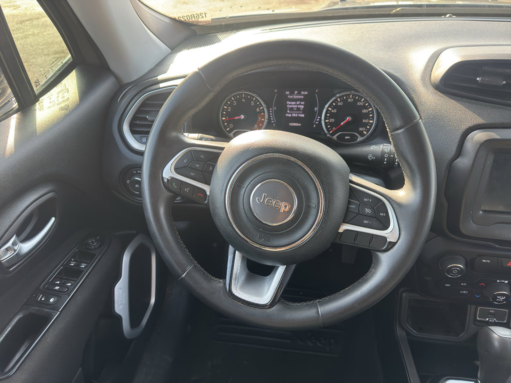 Used 2020 Jeep Renegade Latitude FWD image 15