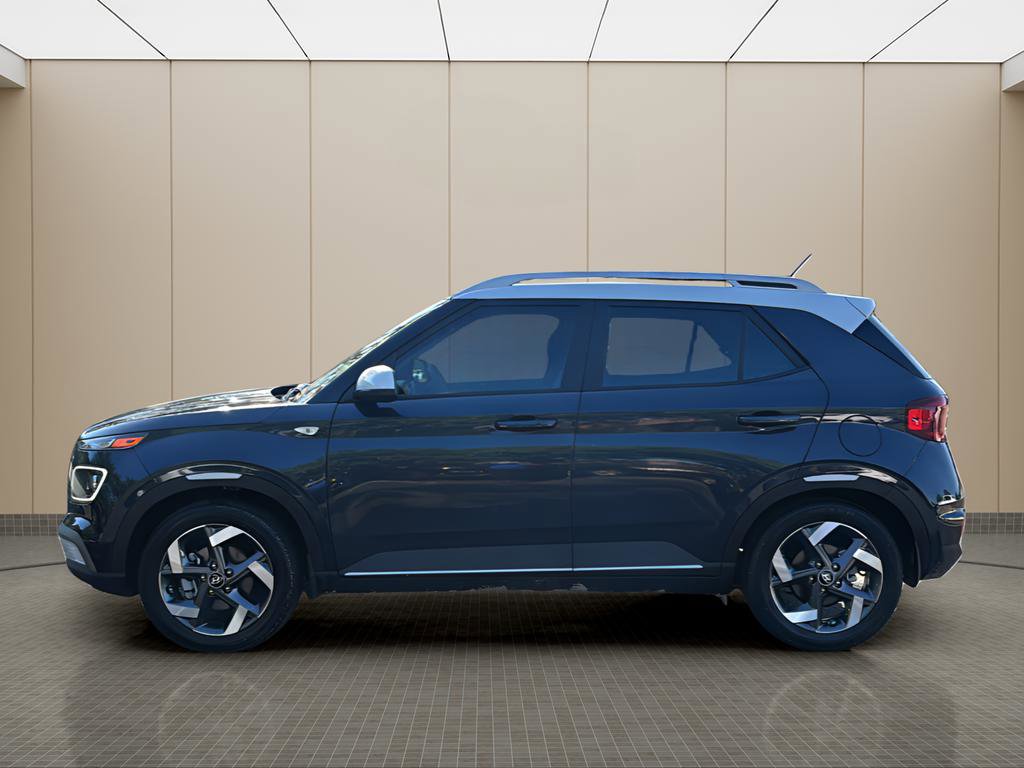 Certified 2023 Hyundai Venue Limited FWD image 2