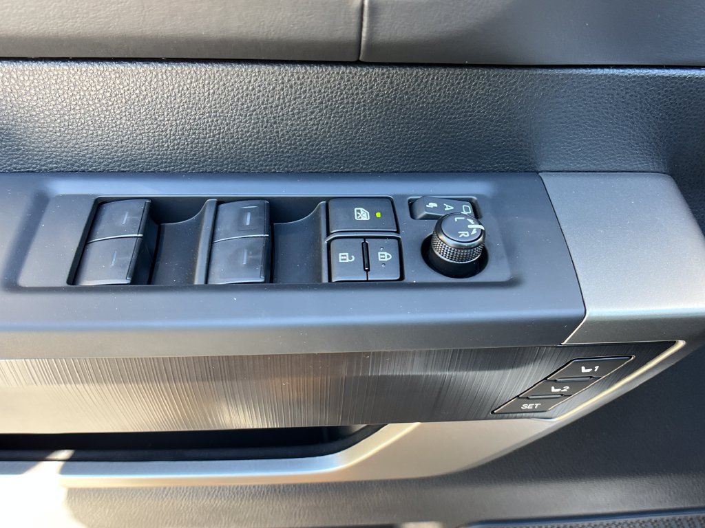 New 2026 Toyota Tundra Limited AWD/4WD image 12
