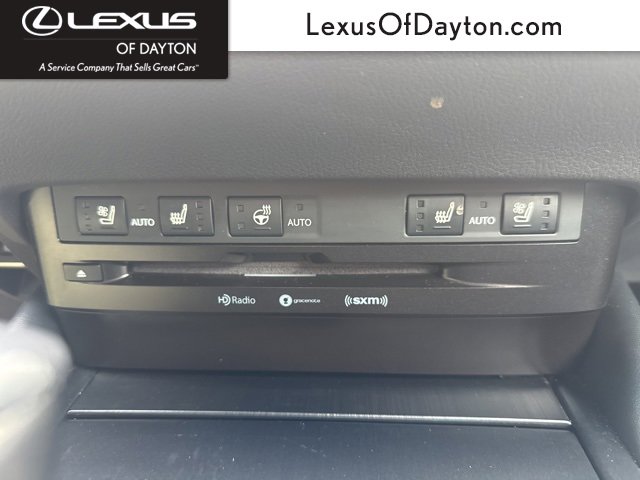 Used 2019 Lexus ES 300h image 26