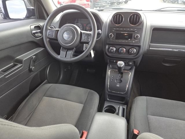 Used 2015 Jeep Patriot Sport FWD image 22