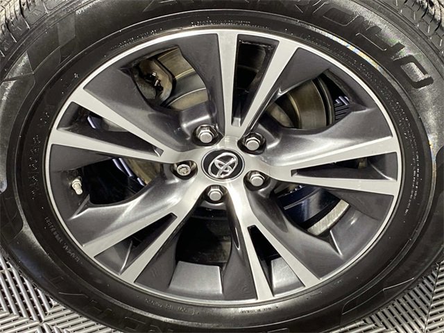 Used 2018 Toyota Highlander Plus image 29