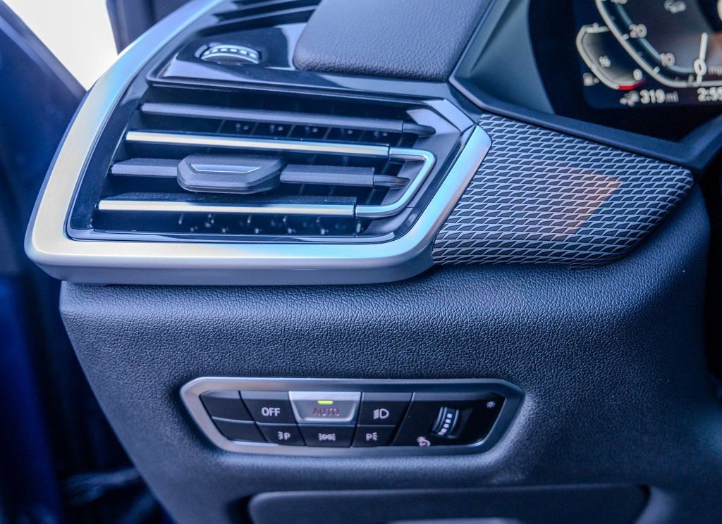 Used 2023 BMW X5 xDrive45e w/ Executive Package image 8