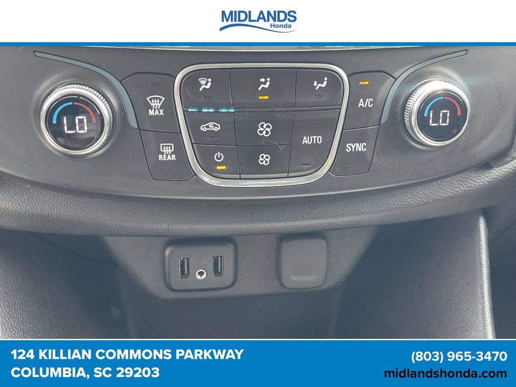Used 2020 Chevrolet Traverse LT FWD image 29