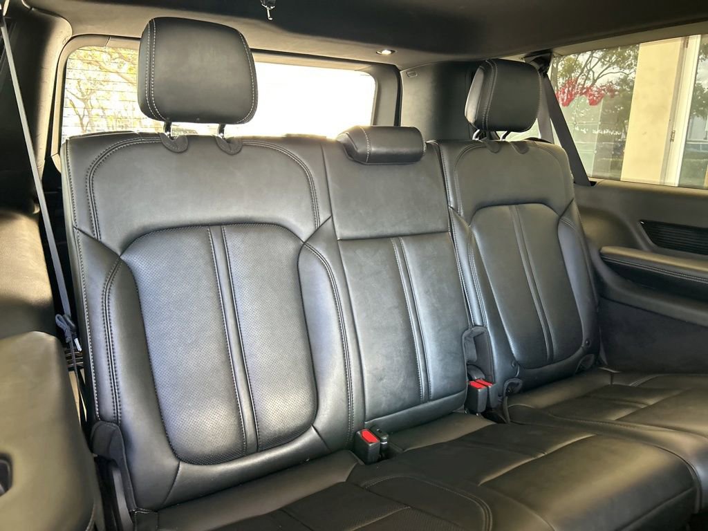 Used 2024 Jeep Grand Wagoneer L 4WD image 36