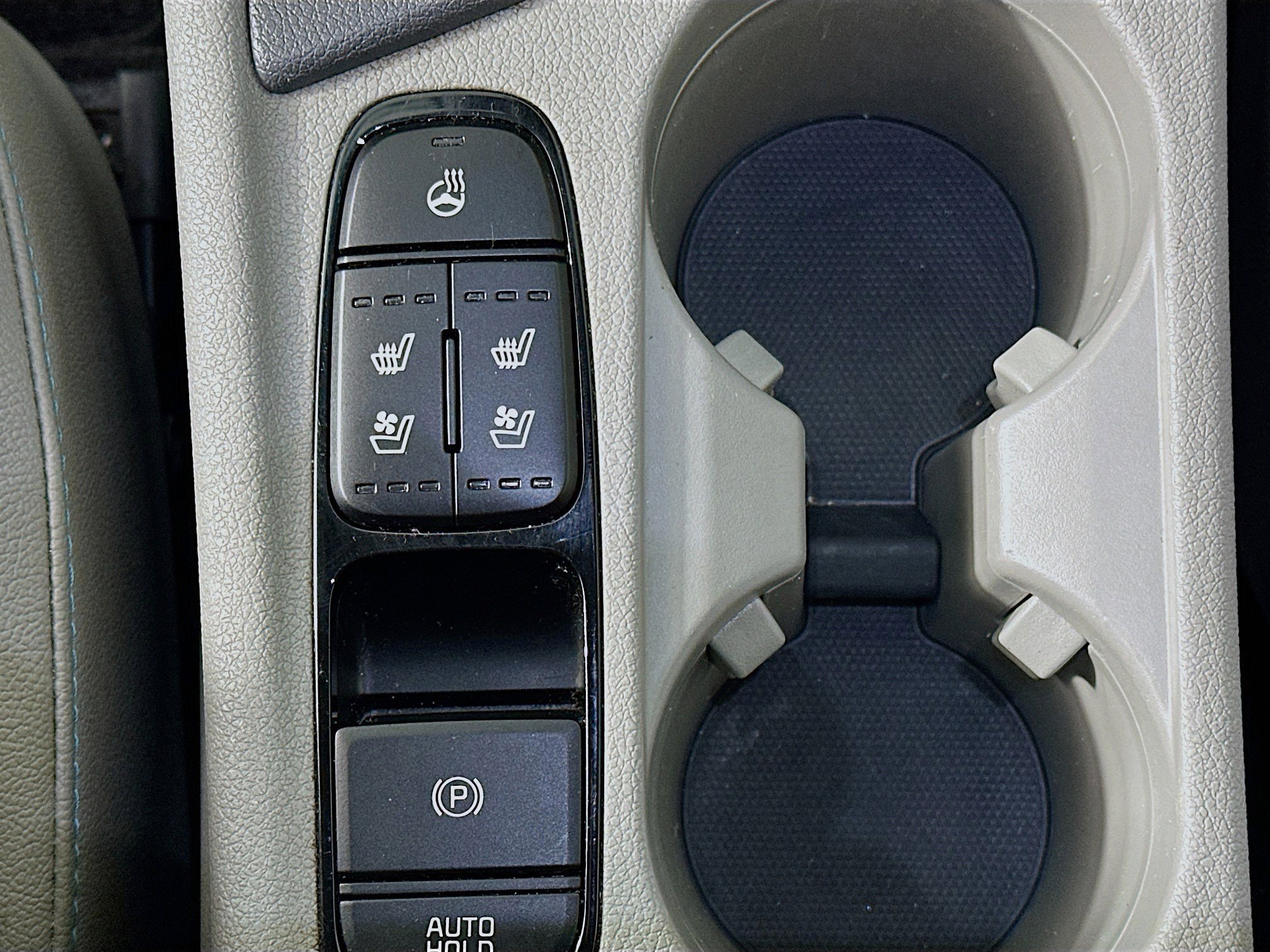 Used 2021 Kia Niro EX Premium image 26