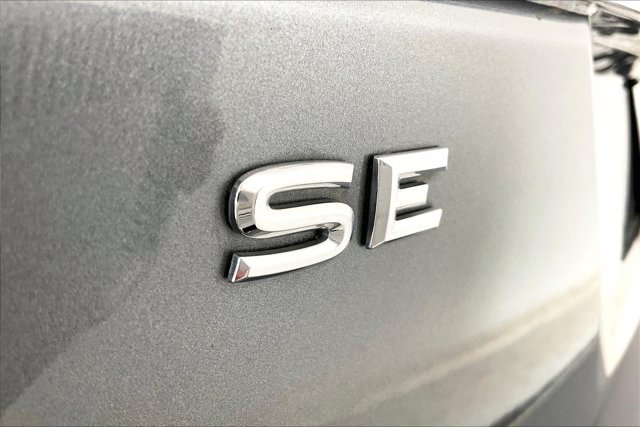Used 2019 Volkswagen Atlas SE w/ Towing Package image 7
