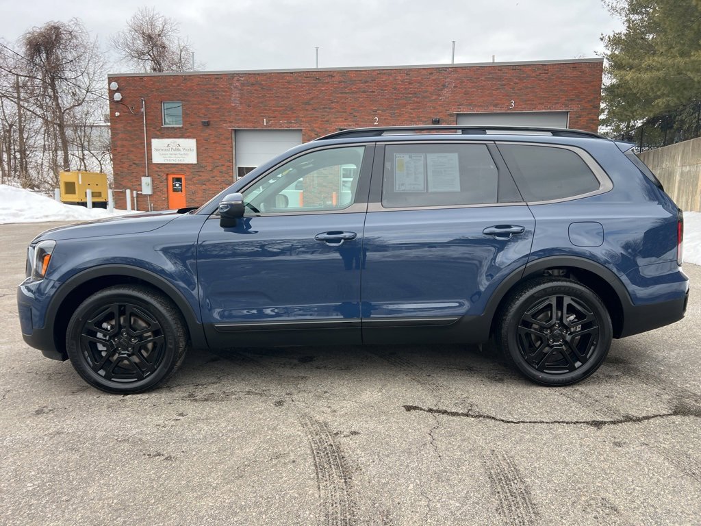 Certified 2025 Kia Telluride EX X-Line image 2
