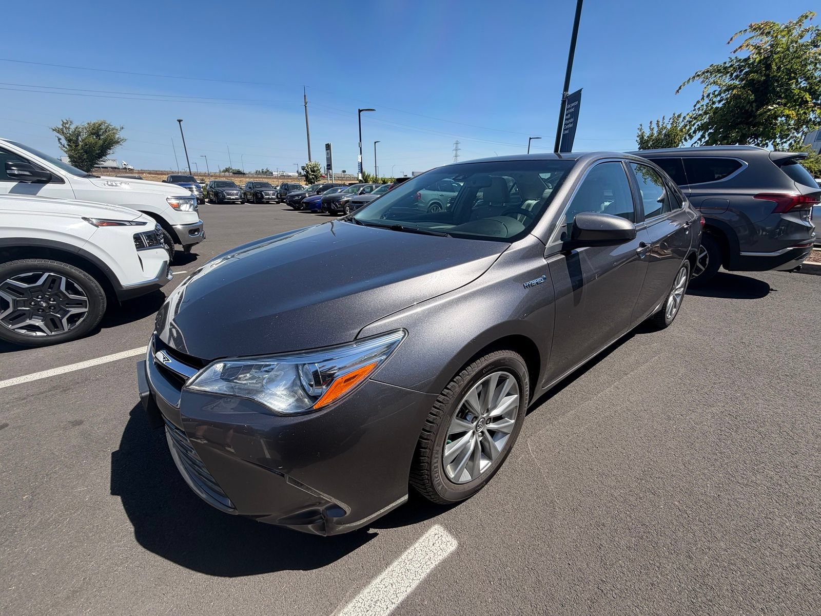 Used 2016 Toyota Camry XLE w/ Moonroof Package