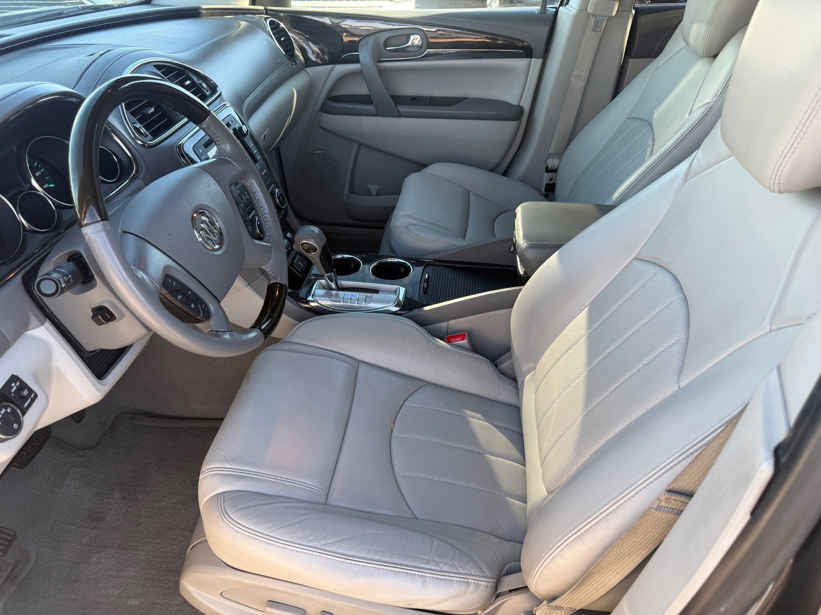 Used 2015 Buick Enclave Premium image 10
