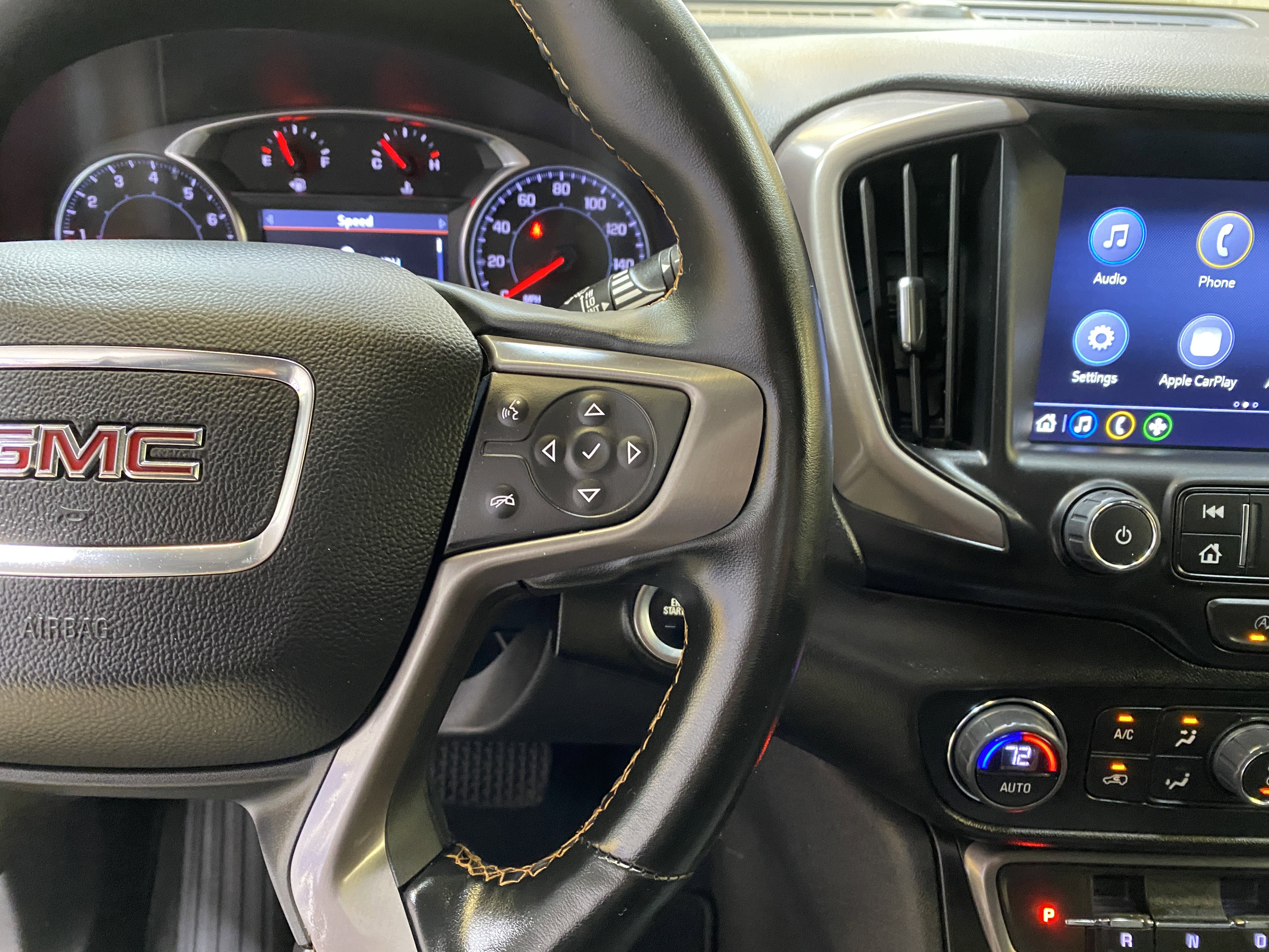 Used 2023 GMC Terrain AT4 image 33