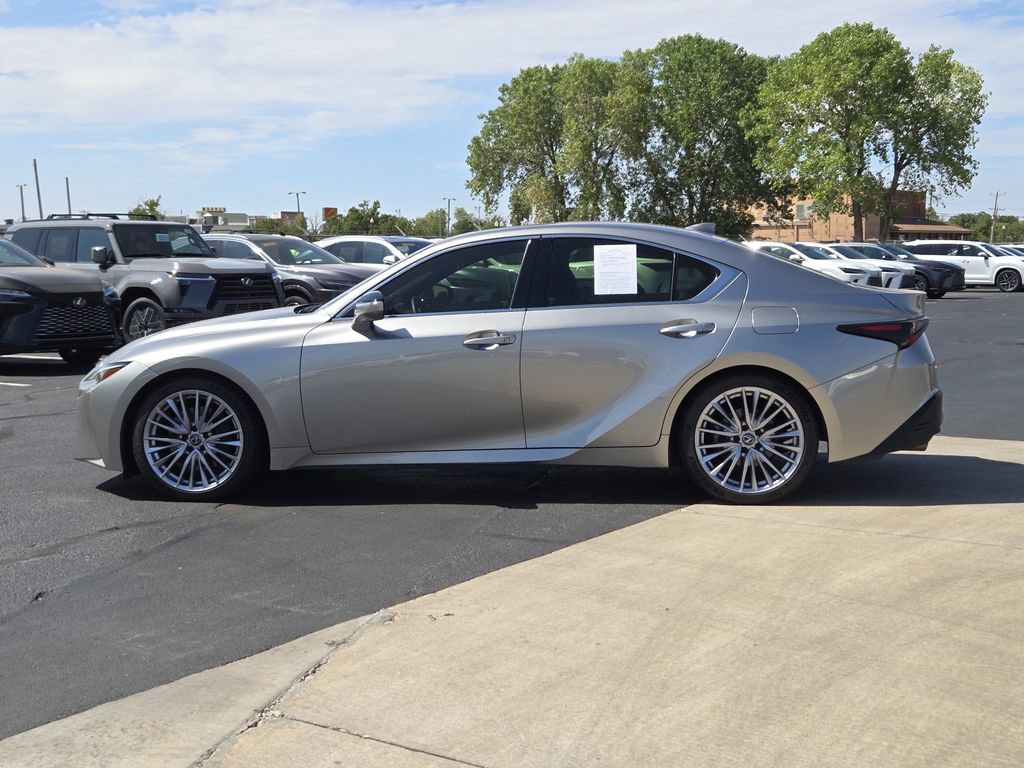 Used 2022 Lexus IS 300 w/ Premium Package RWD image 4