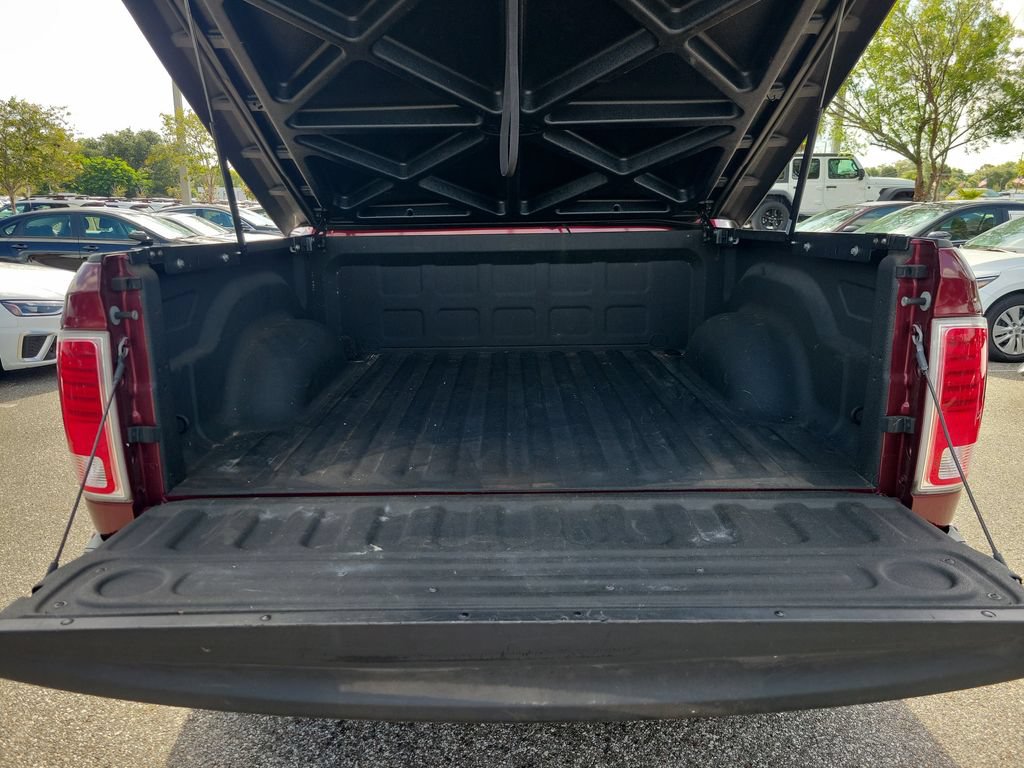Used 2017 RAM 1500 Limited RWD image 8