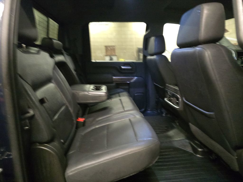 Used 2022 Chevrolet Silverado 2500 LTZ w/ LTZ Premium Package image 32