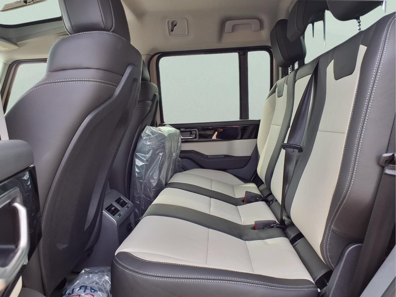 New 2025 INEOS Grenadier Quartermaster AWD/4WD image 9