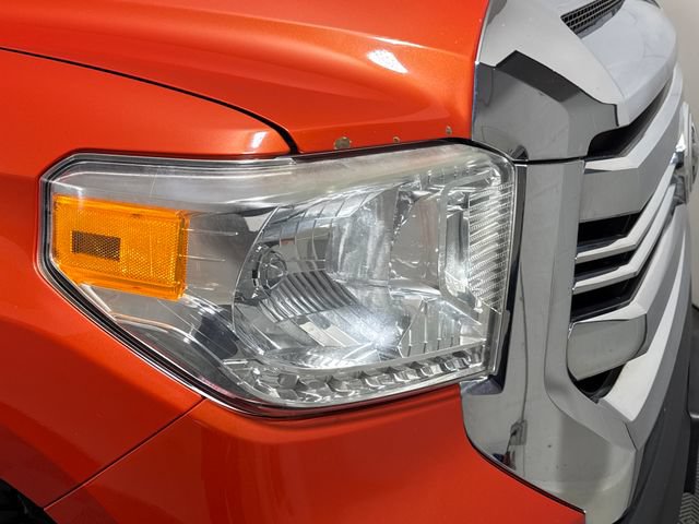 Used 2017 Toyota Tundra SR5 w/ TRD Off Road Package AWD/4WD image 12