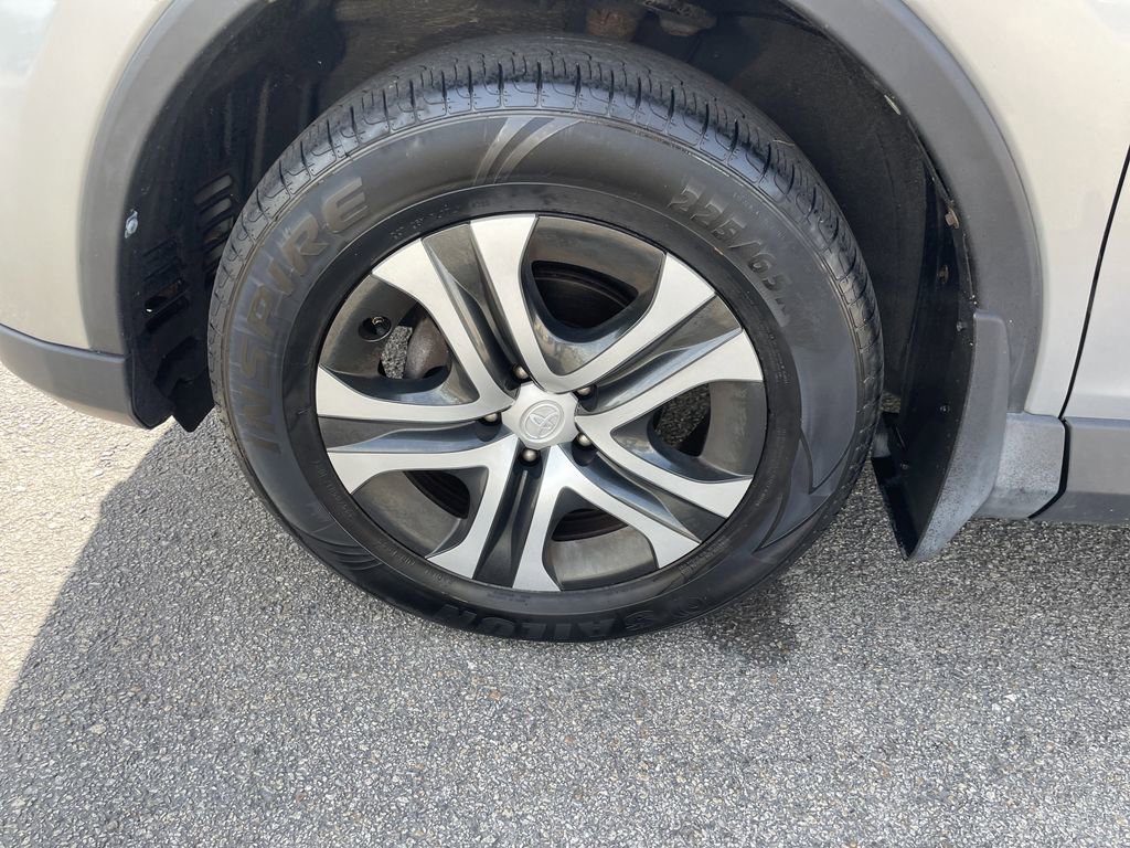 Certified 2018 Toyota RAV4 LE w/ All Weather Liner Package AWD/4WD image 9