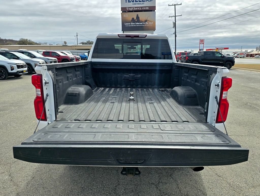 Used 2022 Chevrolet Silverado 2500 LTZ w/ LTZ Texas Edition image 8