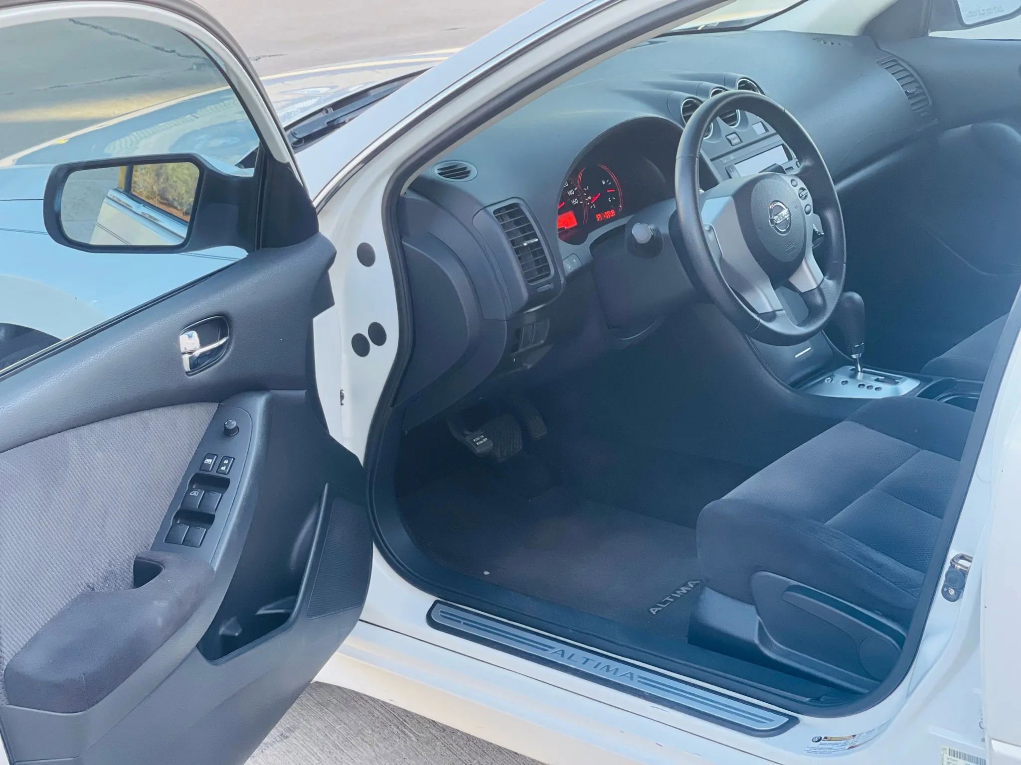 Used 2009 Nissan Altima 2.5 S image 14