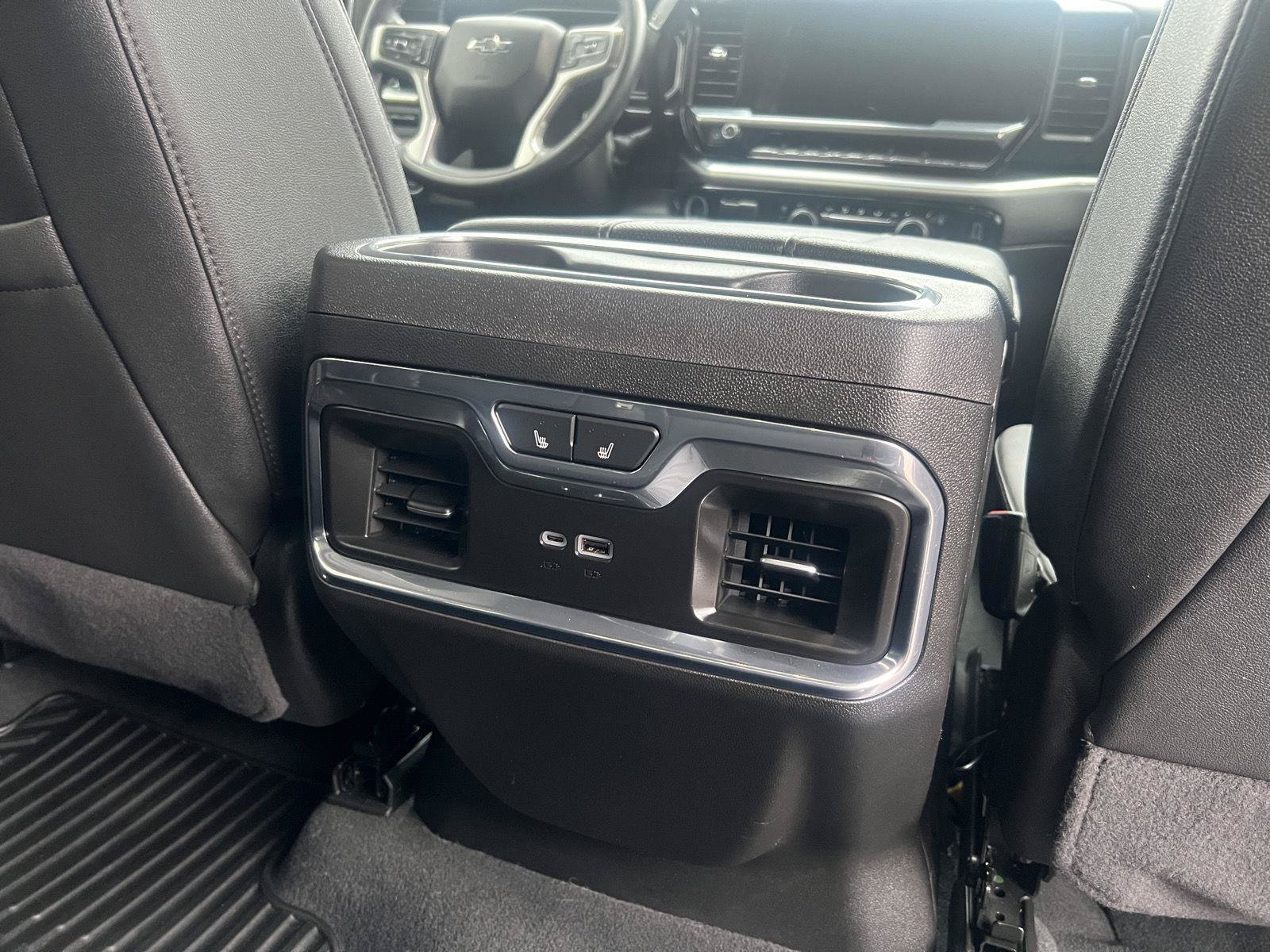 Used 2024 Chevrolet Silverado 2500 LTZ w/ LTZ Plus Package AWD/4WD image 14