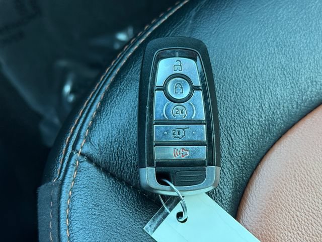 Used 2019 Ford Explorer XLT w/ Equipment Group 202A AWD/4WD image 14