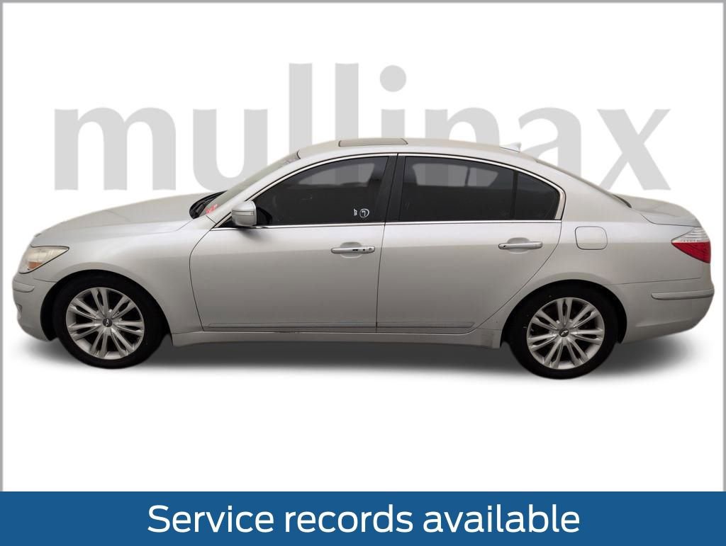 Used 2010 Hyundai Genesis 4.6 image 12