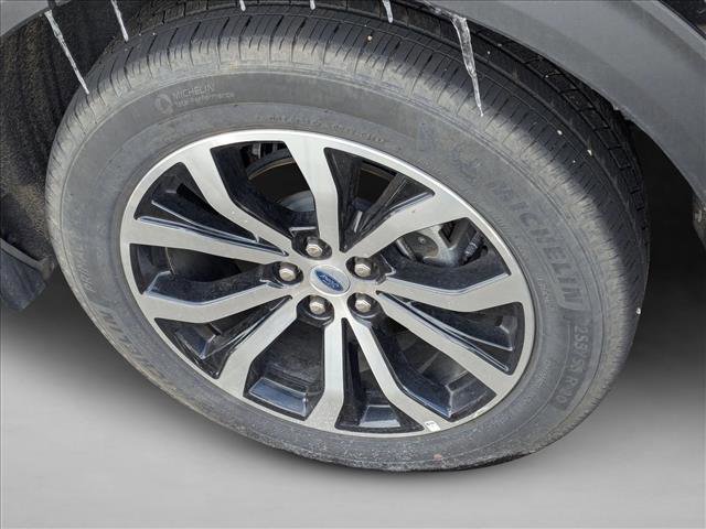 Used 2025 Ford Explorer ST-Line AWD/4WD image 7