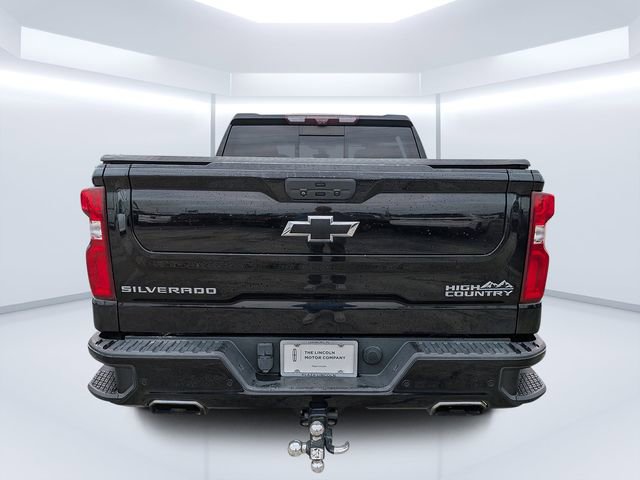 Used 2021 Chevrolet Silverado 1500 High Country w/ Technology Package image 4