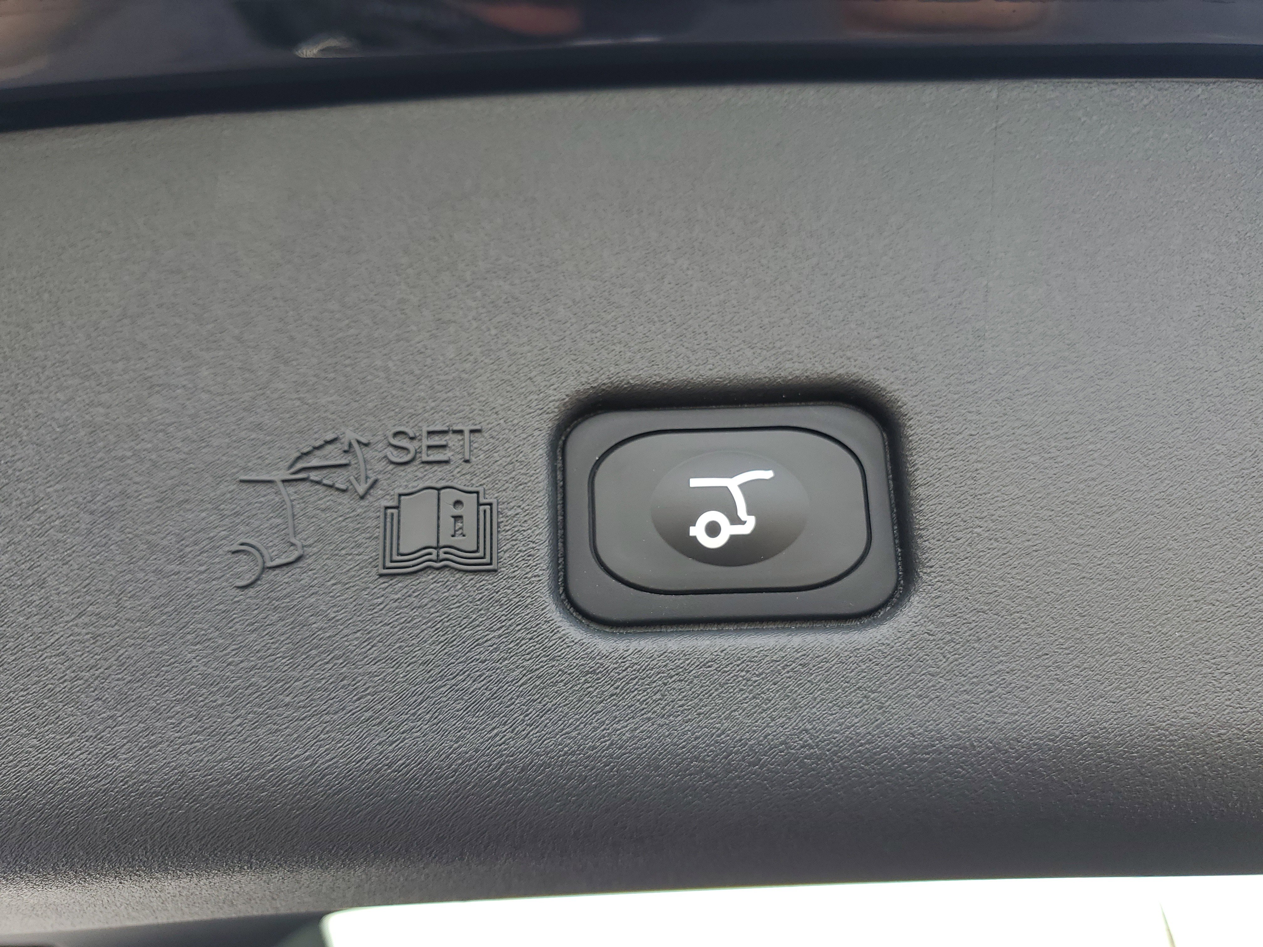 New 2026 Lincoln Nautilus Reserve AWD/4WD image 34