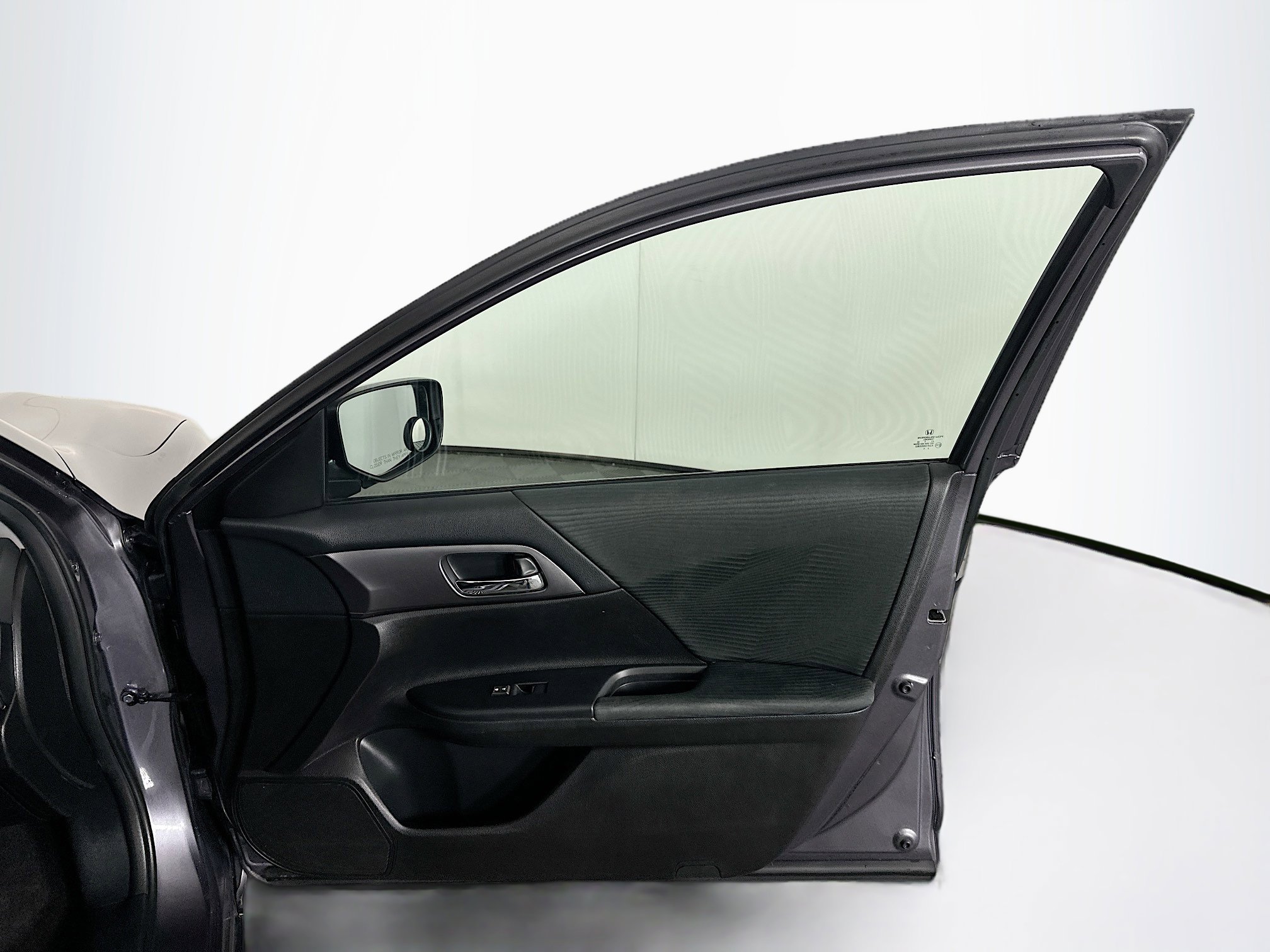 Used 2015 Honda Accord LX image 29