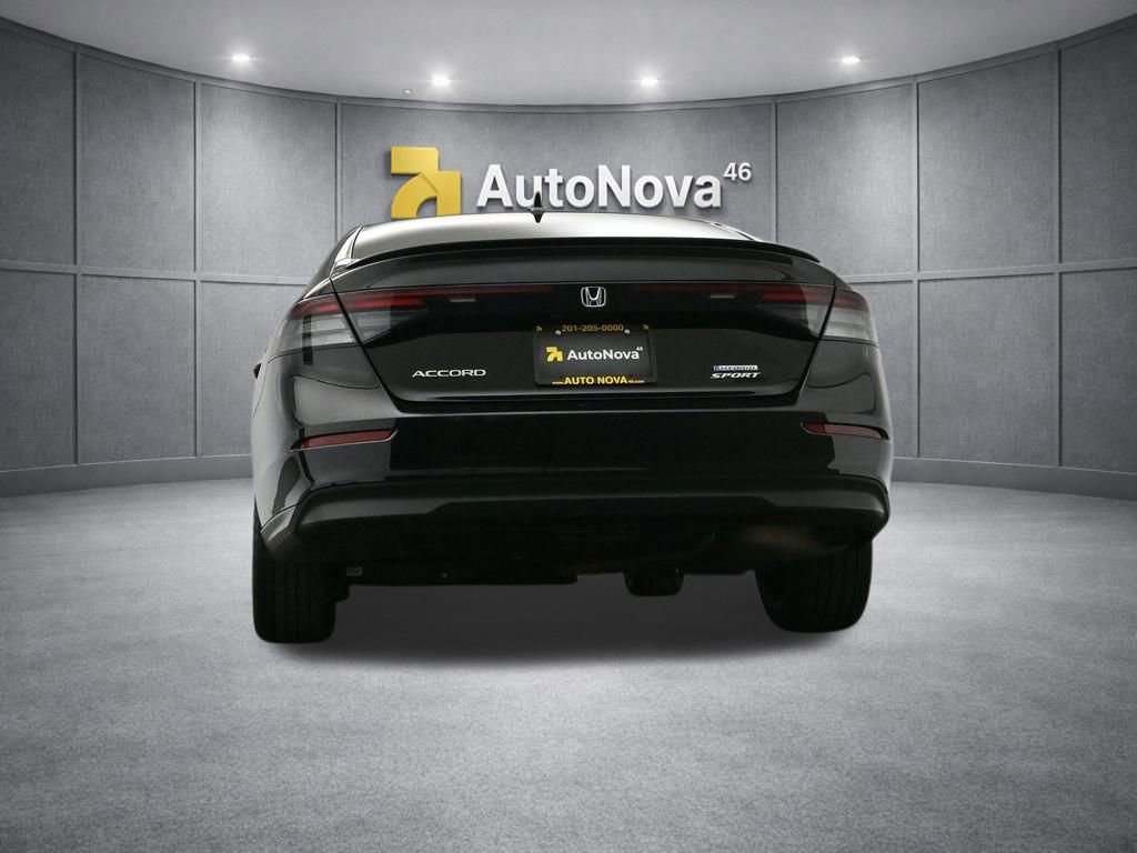 Used 2023 Honda Accord Sport image 37