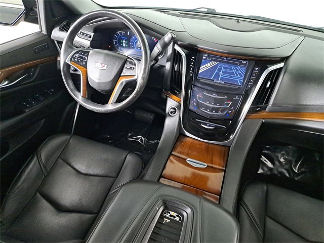 Used 2020 Cadillac Escalade ESV Premium Luxury image 16