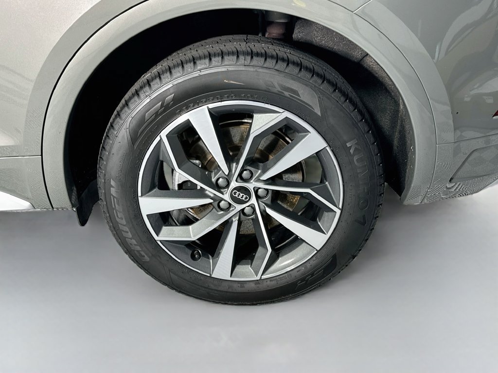 Used 2023 Audi Q5 2.0T Premium Plus AWD/4WD image 33