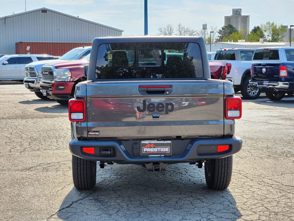 New 2025 Jeep Gladiator Sport AWD/4WD image 10