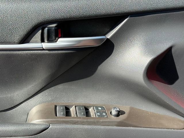 Used 2021 Toyota Camry SE w/ Blackout Package (TMS) FWD image 23