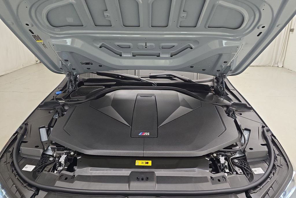 New 2025 BMW i5 M60 w/ Premium Package image 32
