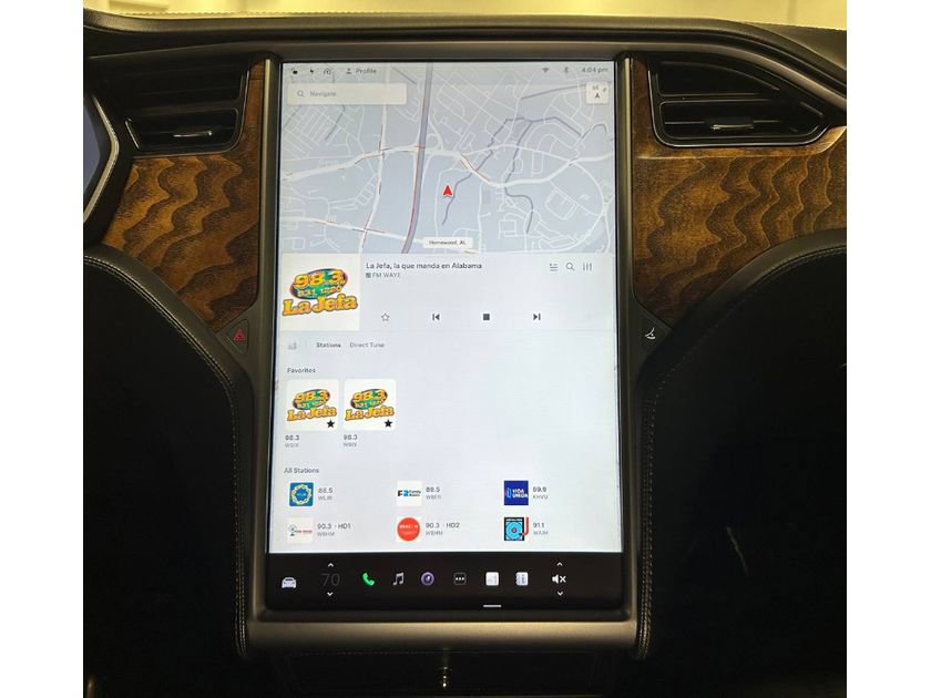 Used 2018 Tesla Model S 100D image 33