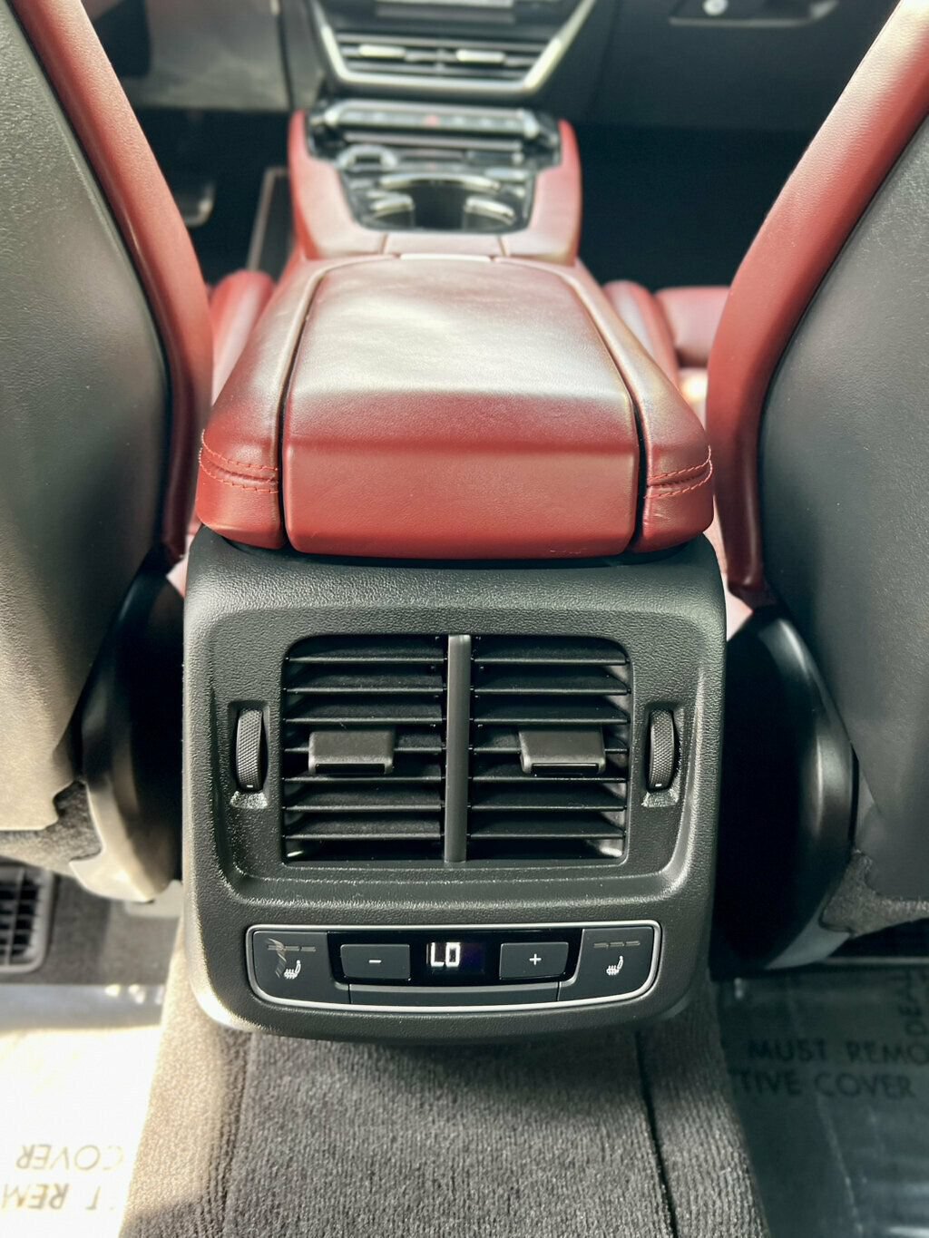 Used 2024 Audi RS e-tron GT w/ Carbon Performance Package AWD/4WD image 18
