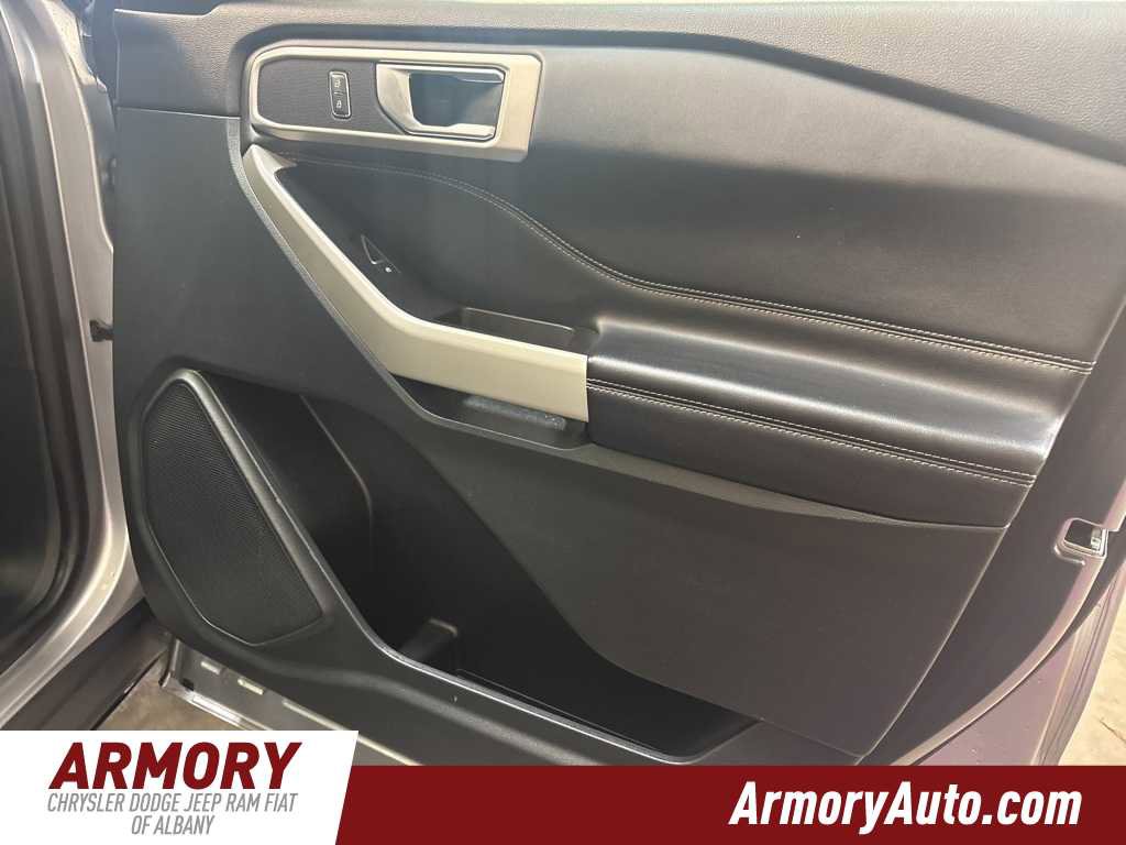 Used 2021 Ford Explorer XLT w/ Equipment Group 202A image 37
