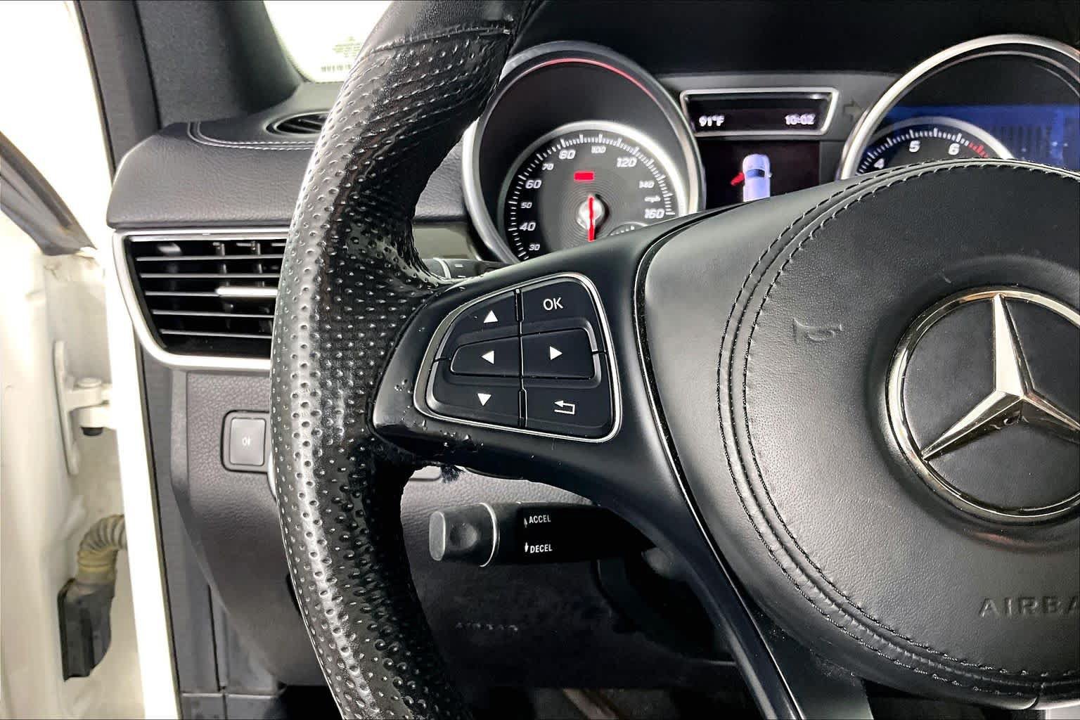 Used 2017 Mercedes-Benz GLS 450 4MATIC image 22