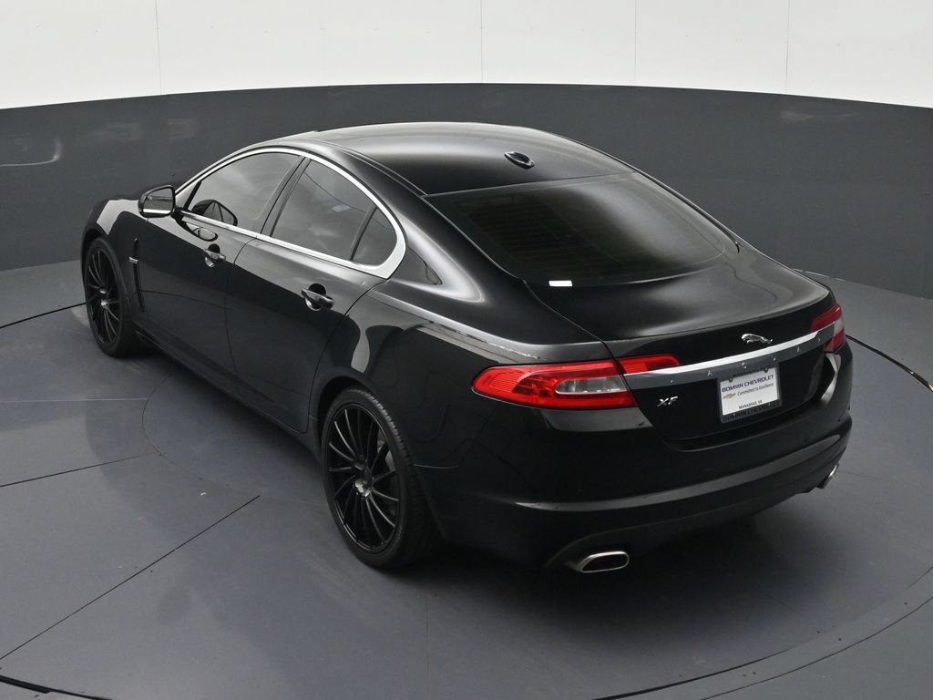 Used 2011 Jaguar XF Premium RWD image 24