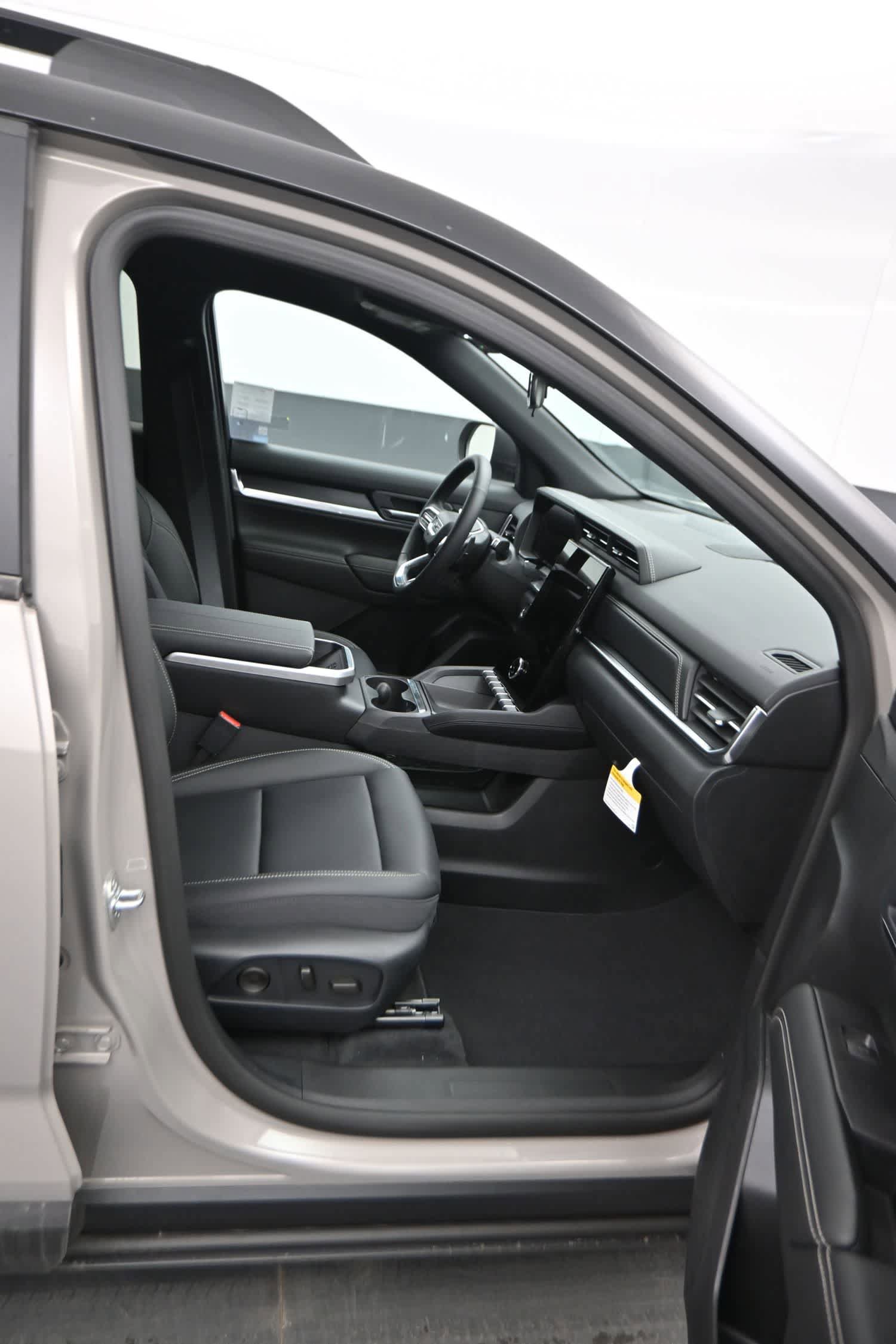 New 2026 GMC Terrain Elevation w/ Elevation Premium Package AWD/4WD image 11
