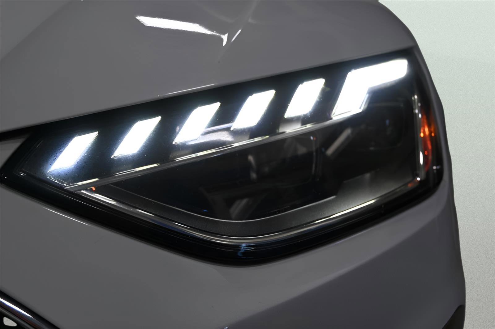 Used 2021 Audi S4 Premium w/ Convenience Package image 34