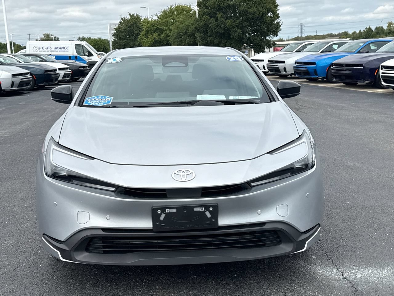 Used 2025 Toyota Prius LE FWD image 8