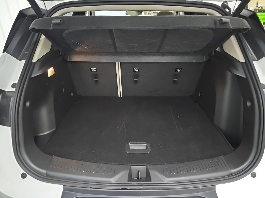 Used 2022 Buick Encore GX Select image 11