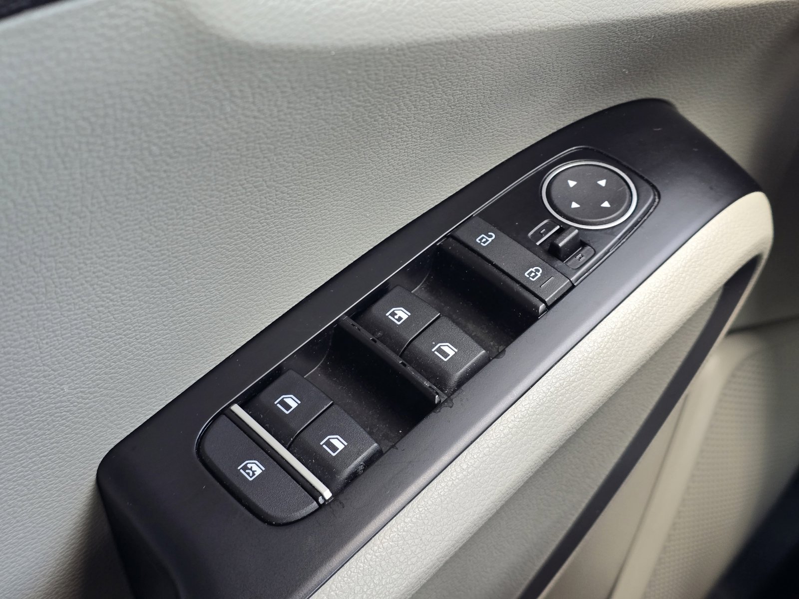 Used 2023 Kia Soul LX image 22