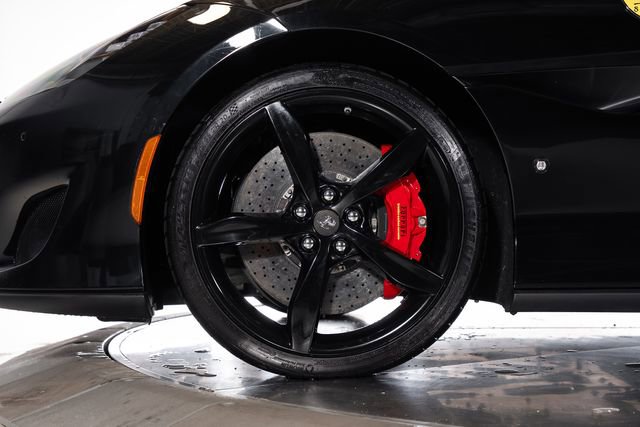 Used 2019 Ferrari Portofino RWD image 18