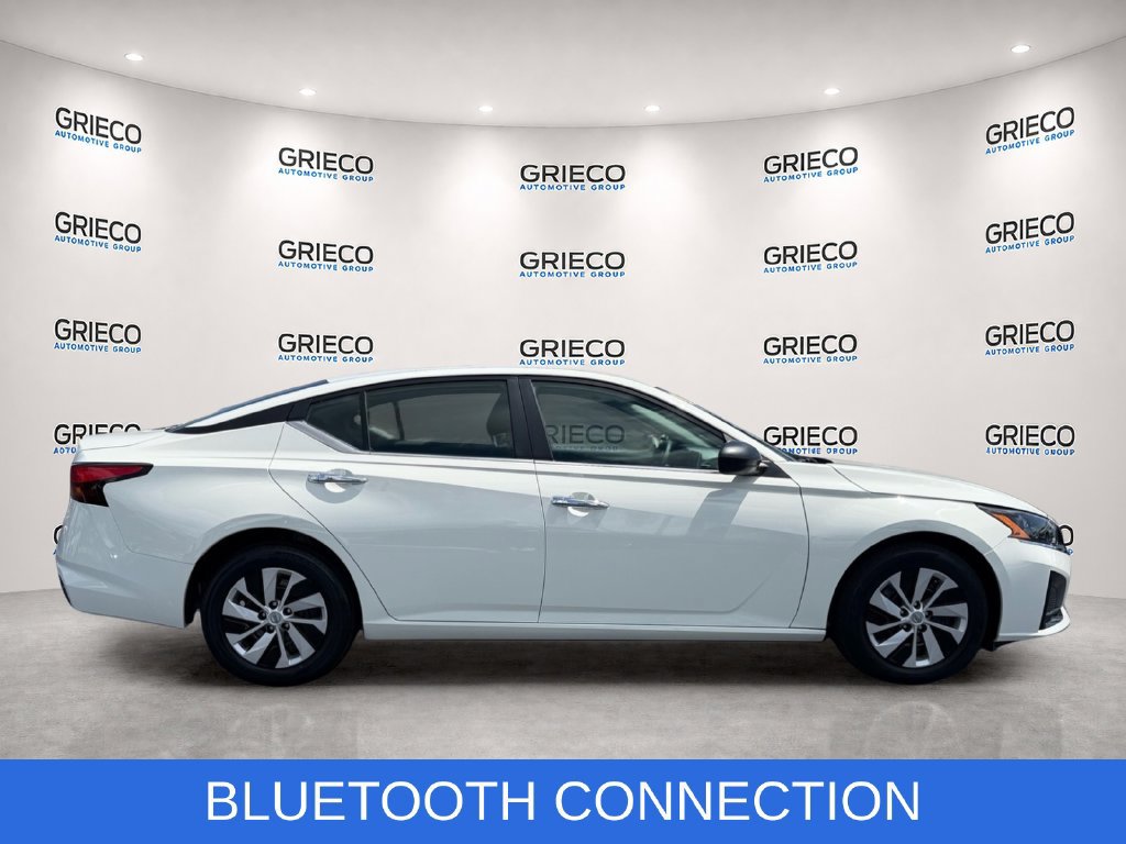 Used 2025 Nissan Altima 2.5 S FWD image 8
