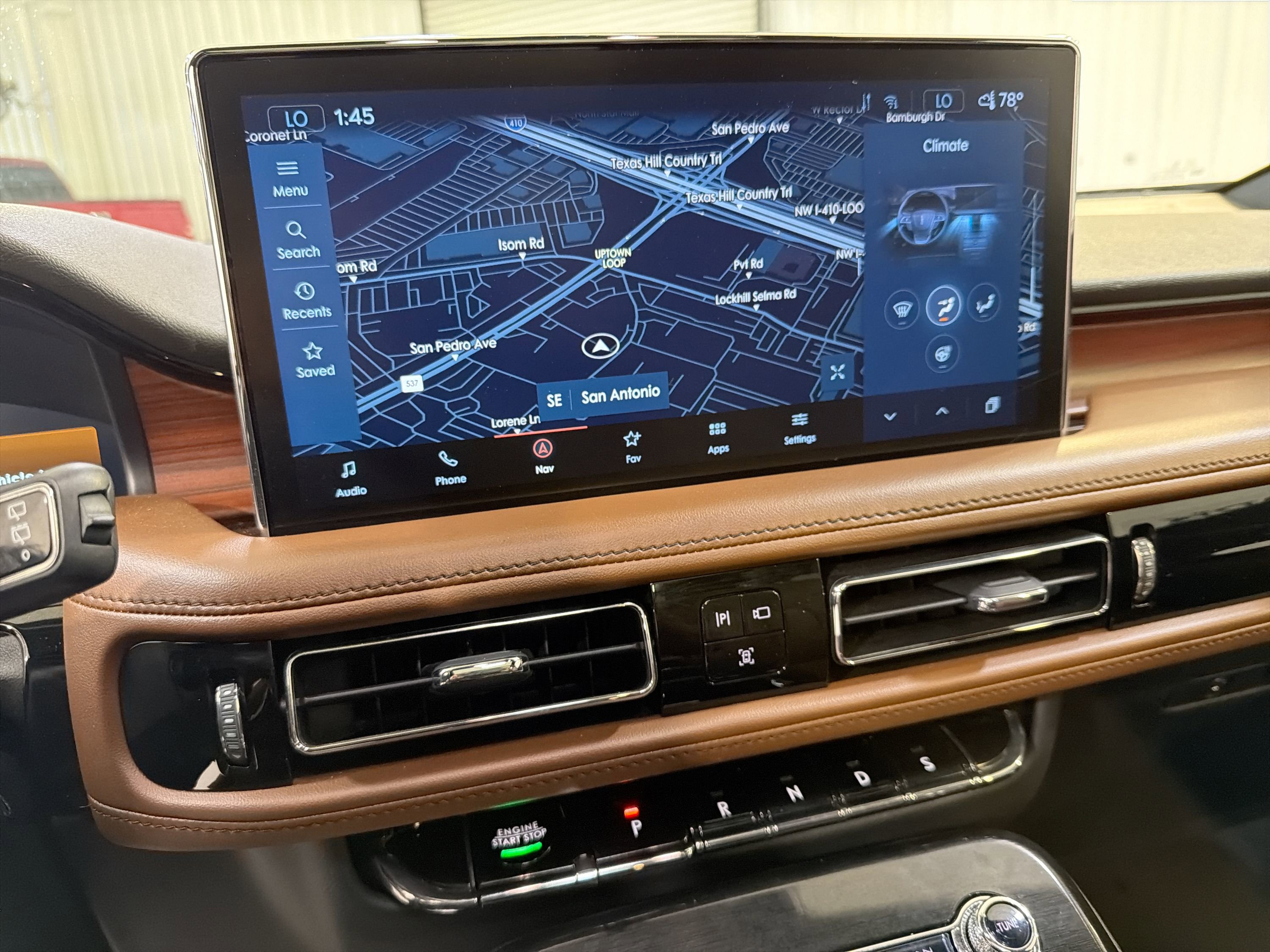Used 2023 Lincoln Nautilus Reserve AWD/4WD image 19